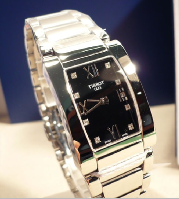 探索都市丽人腕间魅力 T007.309.11.113.00/053.00石英表全解析